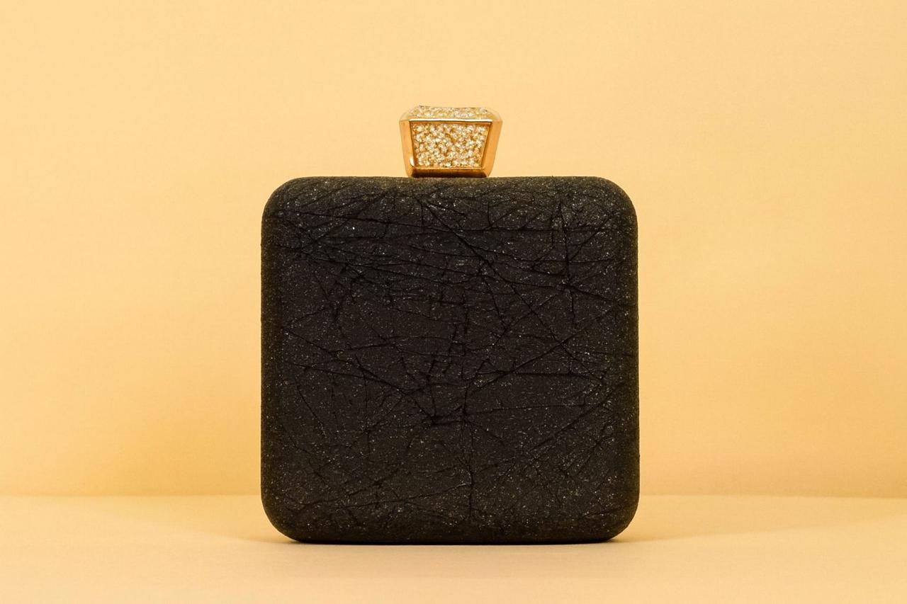 Crystal Elixir Clutch